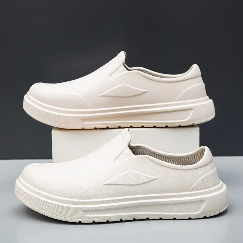 Anti-Slip Oil-Resistant Chef Clogs — Men's