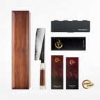 Set of knives and packaging with 'Grand Sharp' branding on a white background